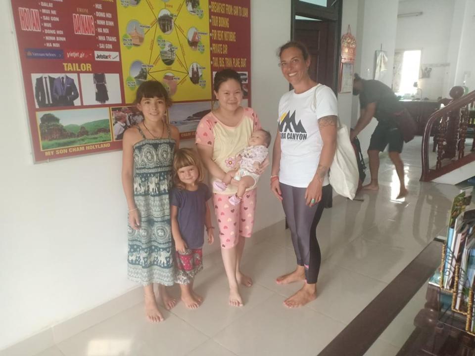 Sunshine Homestay ฮอยอัน ภายนอก รูปภาพ