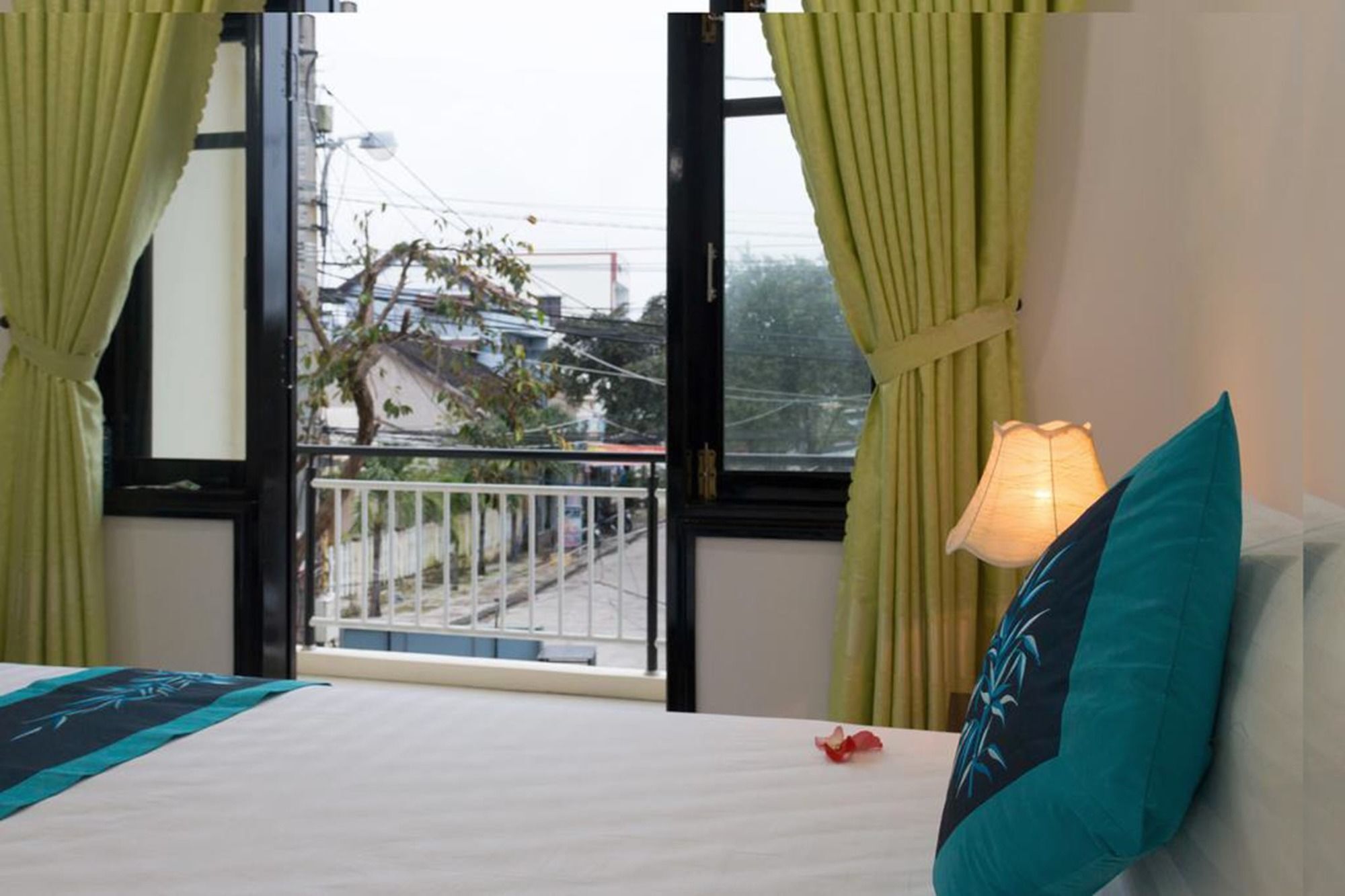 Sunshine Homestay ฮอยอัน ภายนอก รูปภาพ